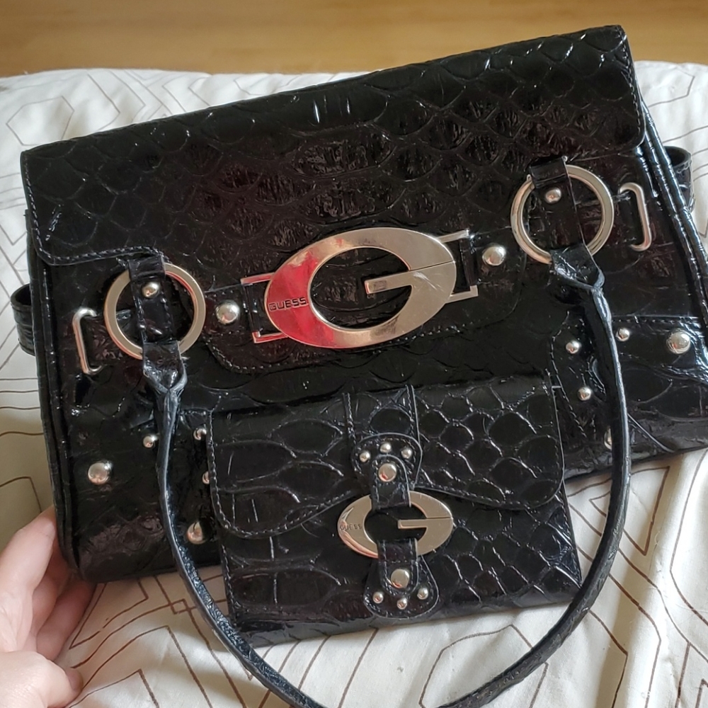 Guess handbag & wallet set